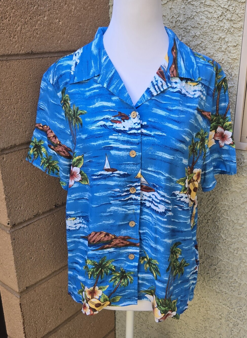 Gloria Vanderbilt Vintage Blue Tropical Hawaiian Button-Up Shirt